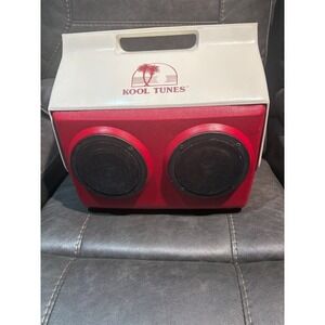 Vintage Igloo Playmate Kool Tunes Cooler Red White Dual Speaker Retro Radio 1990